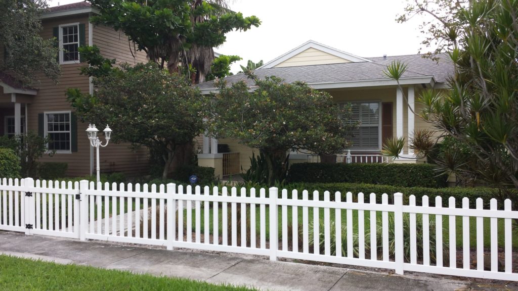 Buy PVC & Vinyl Picket Fence Panels in South & Central FL
